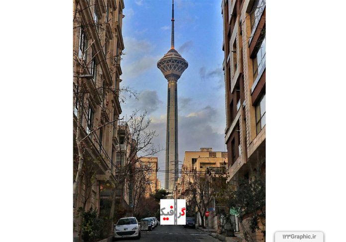 تصویر-جالب-از-برج-میلاد-تهران-،-عکس-برداری-شده-از-یک-کوچه-فرعی